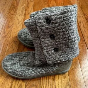 UGG Classic Cardi sweater boot, size 9